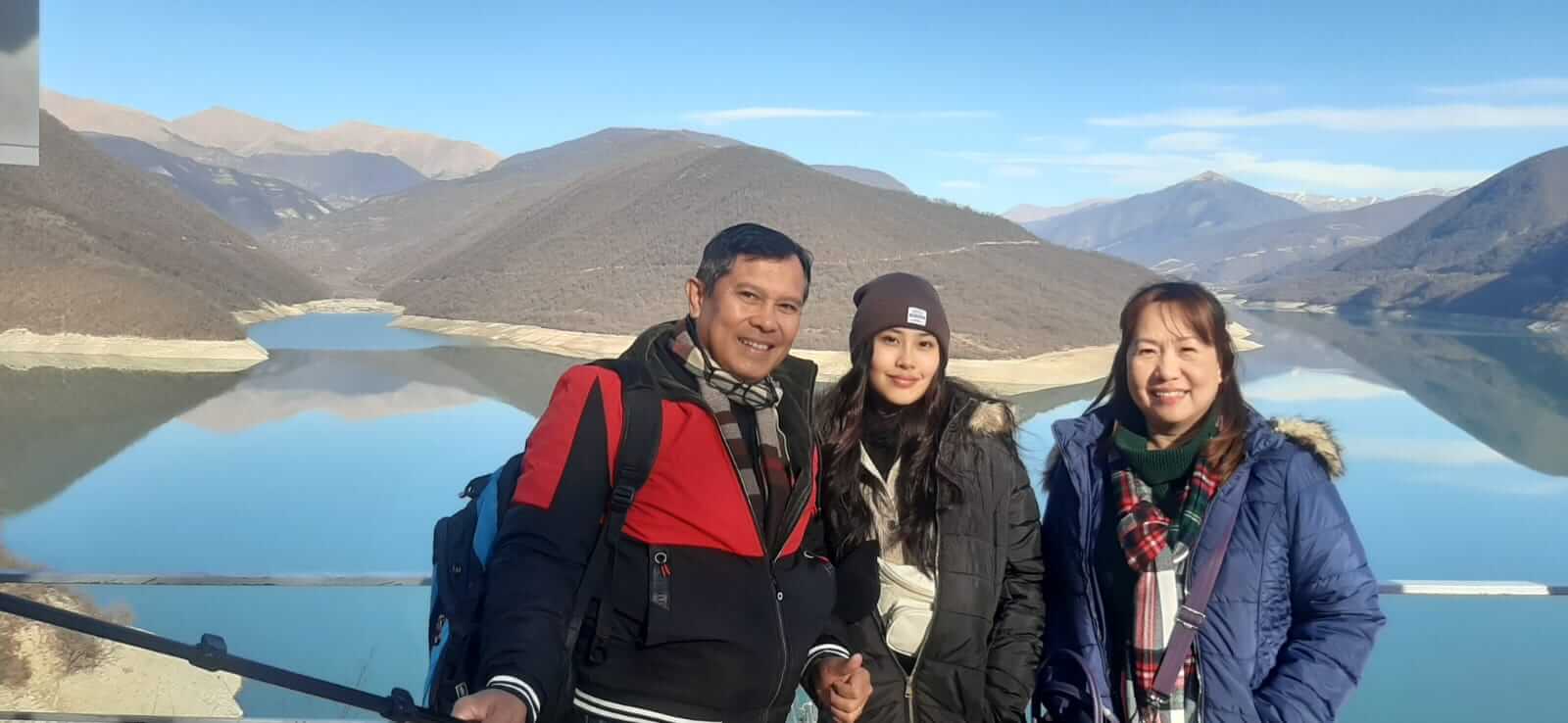 GoGoria guests enjoying a mountain and reservoir viewpoint in Georgia
